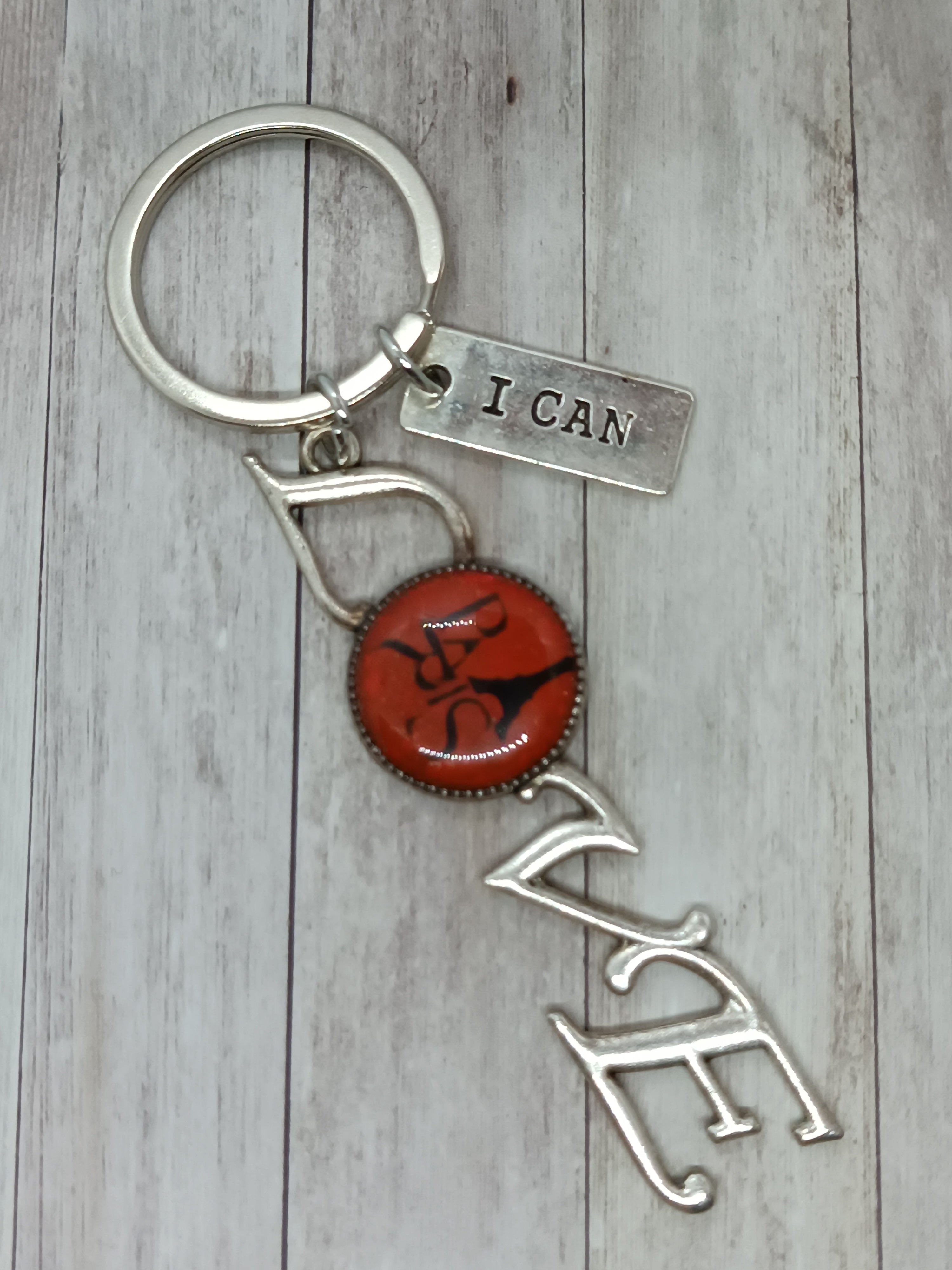 Porte-clés LOVE “I Can” – Charm personnalisé, cadeau symbolique