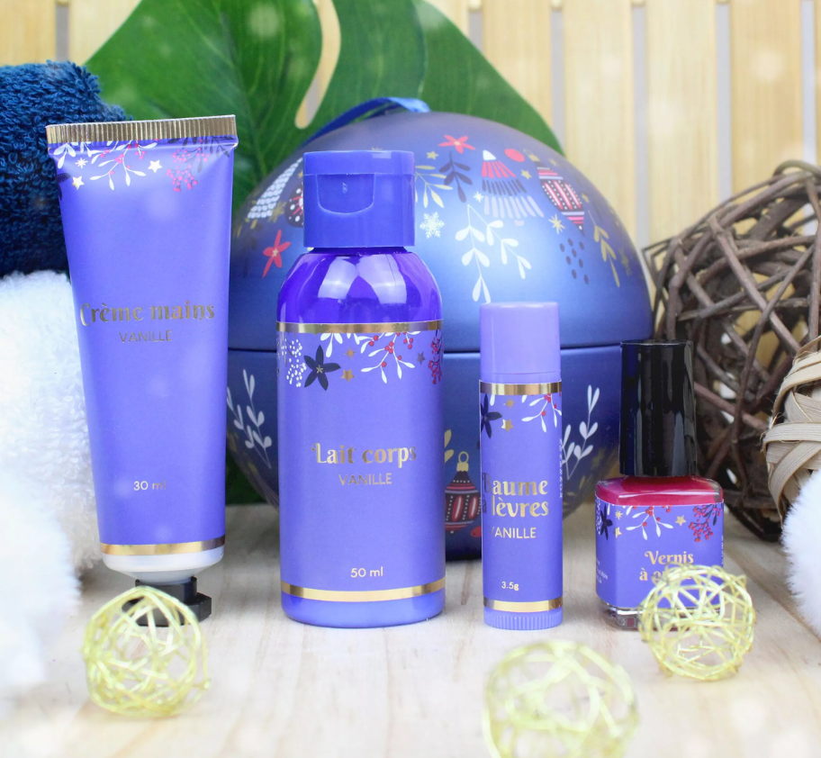 Coffret Boule de Noël Cosmétiques – Lait Corps, Crème Mains, Baume & Vernis | Parfum Vanille