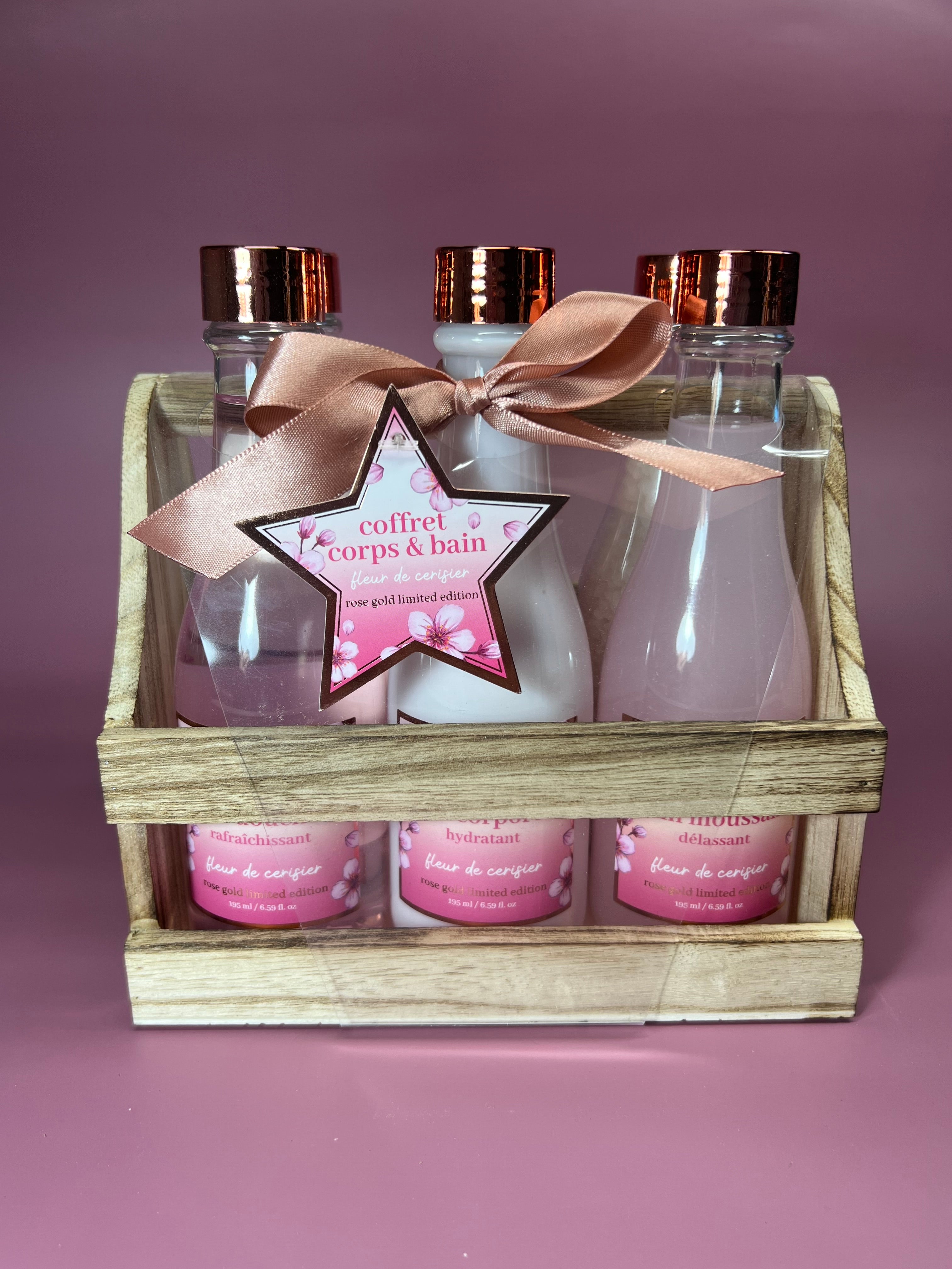 Coffret Corps & Bain Fleur de Cerisier – Gel Douche, Sels de Bain, Crème & Effervescent